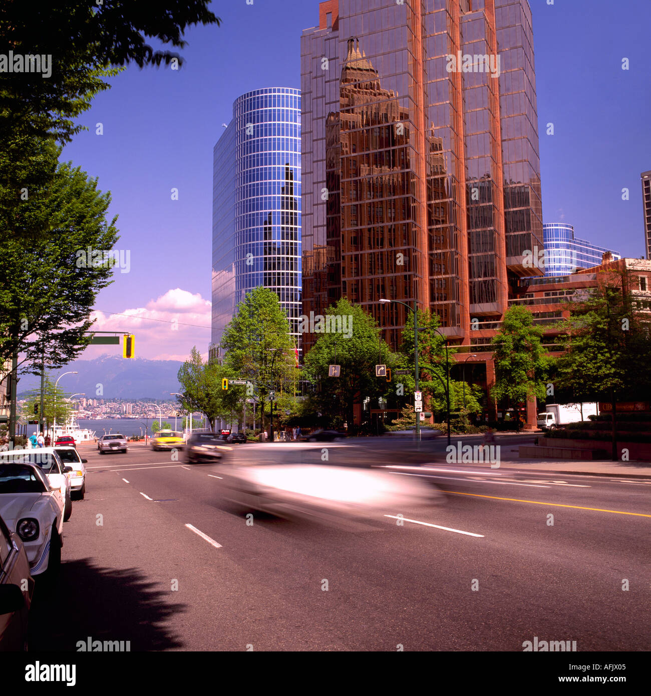 Büro-Hochhäuser entlang der Burrard Street Downtown in der Innenstadt von Vancouver in British Columbia Kanada Stockfoto