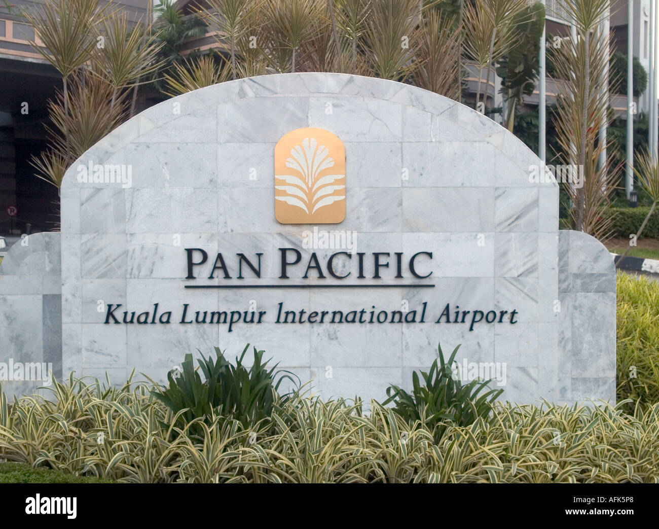 MELDEN SIE SICH FÜR DAS PAN PACIFIC HOTEL, SEPANG, INTERNATIONALEN FLUGHAFEN KUALA LUMPUR, MALAYSIA. Stockfoto