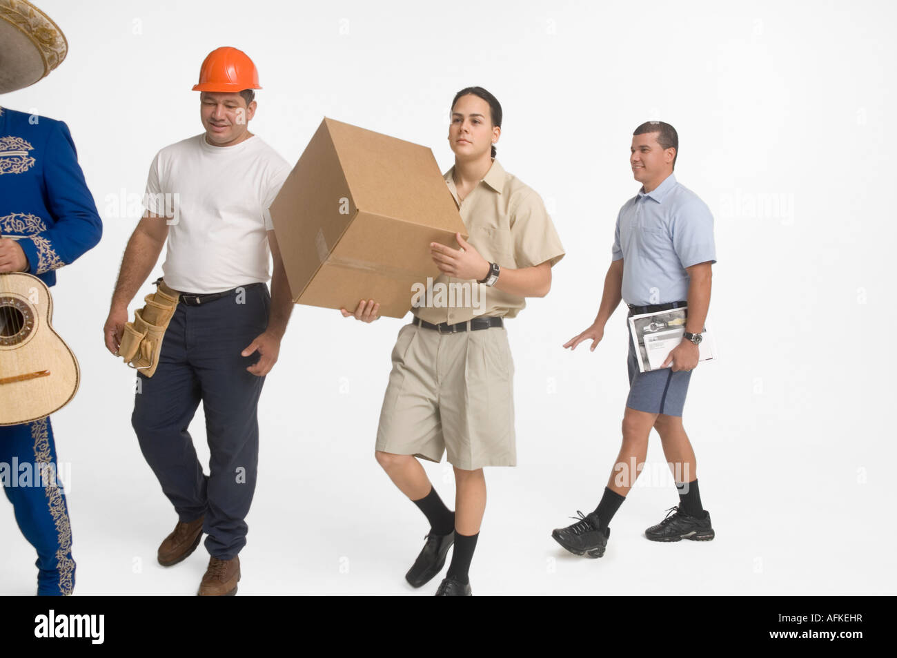 Postbeamter, Bote, Mariachi und Bau Arbeiter zu Fuß Stockfoto