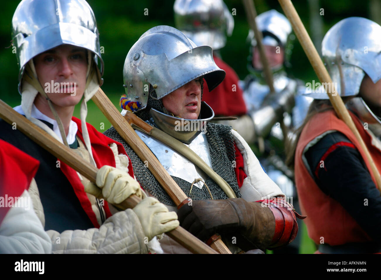 Mittelalterliche Infanterist mit Schwert und Schild Militärische Führer Ritter