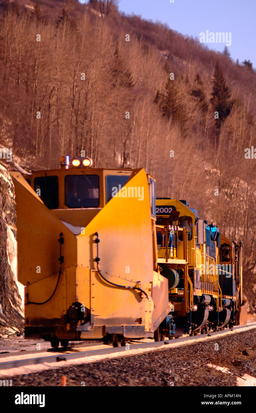 Die Alaska Railroad s Schneeanlagen Entfernung auf den Gleisen, Schneeräumung Stockfoto