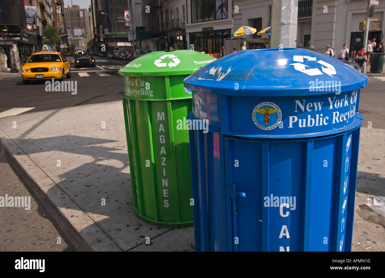Recycling-Behälter am Union Square in Manhattan Stockfoto