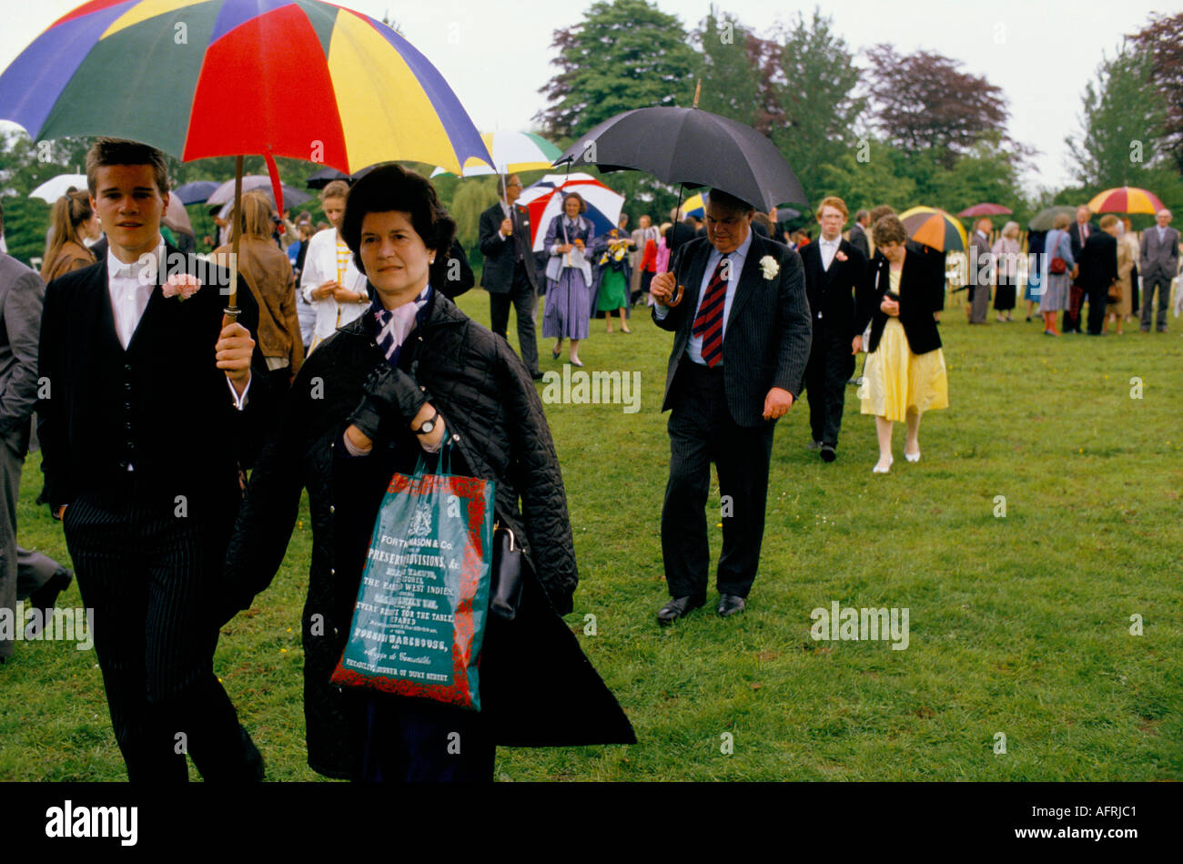 Eton Schulelterntag 4. Juni Berkshire England 1980er Jahre 1985 UK HOMER SYKES Stockfoto