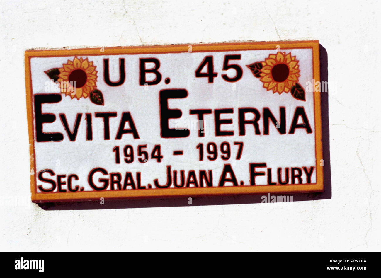 Eine Gedenktafel zum Gedenken an Eva Peron Buenos Aires Argentinien Südamerika 2002 2000er Jahre HOMER SYKES Stockfoto