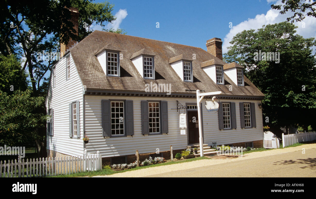 YORKTOWN VIRGINIA USA August 18thc Taverne in dieser historischen Stadt firmiert nun als Schwan Taverne Antiquitäten Stockfoto