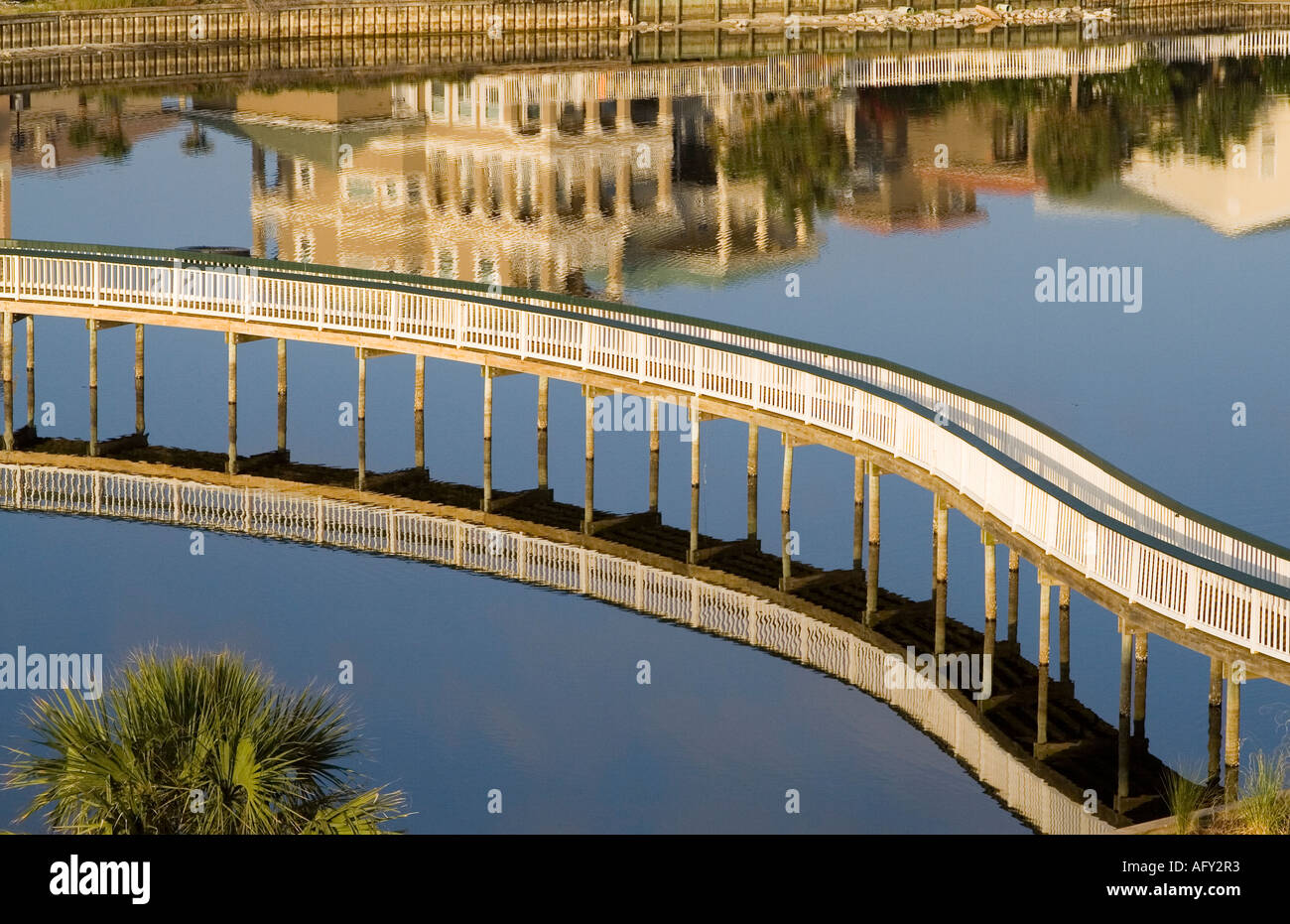 Brücke über den Teich Destin Florida Stockfoto