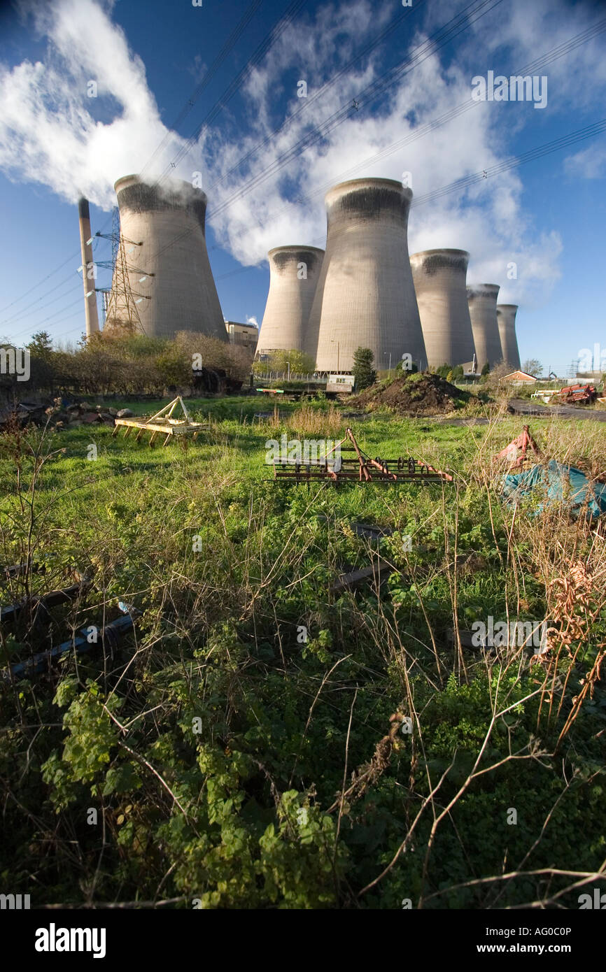 Ferrybridge Kohlekraftwerk, Yorkshire - Kühltürme Stockfoto