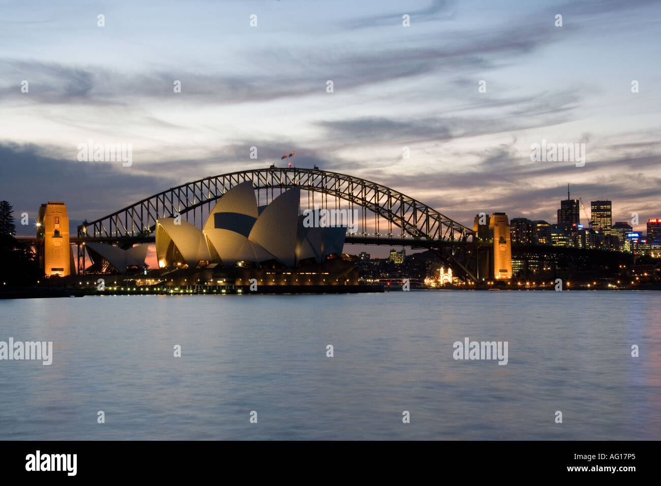 Sydney Harbour Bridge und Opernhaus in Sydney, New South Wales Australien Stockfoto