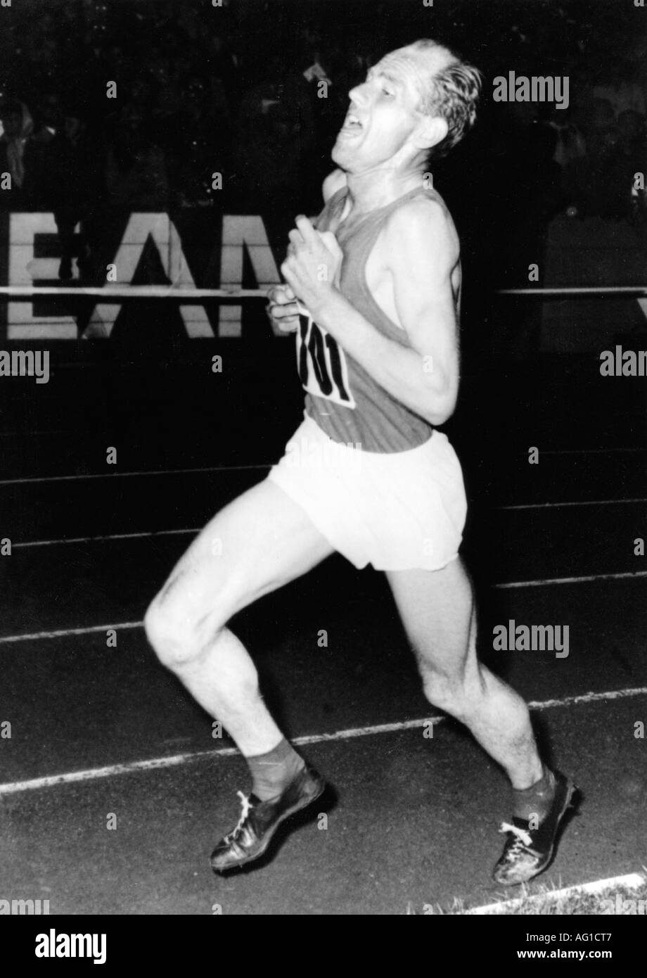 Zatopek, Emill, 16.9.1922 - 22.11.2000, tschechischer Sportler (Marathon), 10000-m-Lauf, Europameisterschaft, Bern, Schweiz, 25.8.1954, Stockfoto