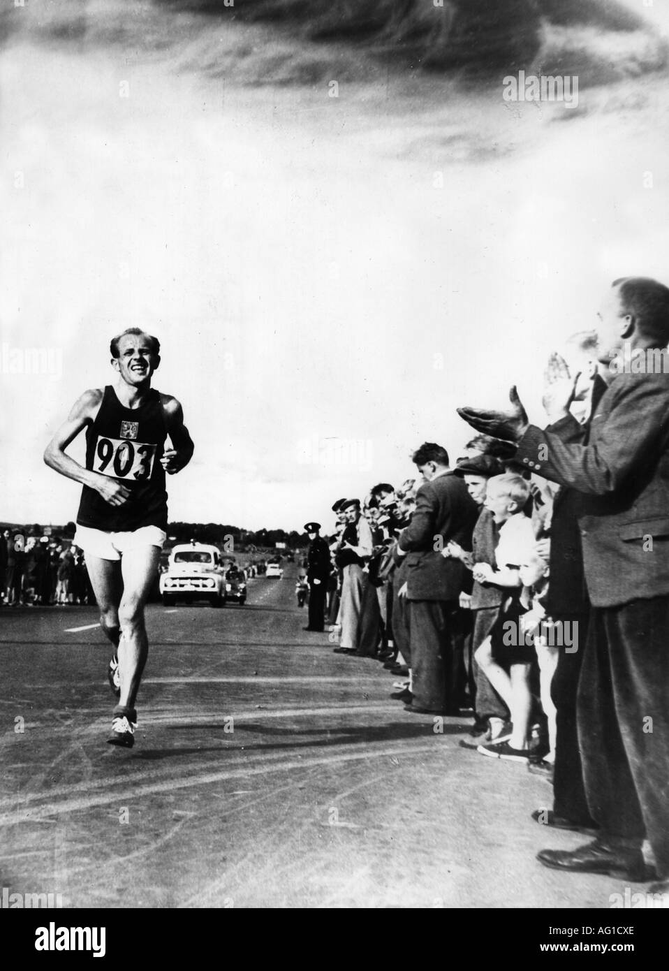 Zatopek, Emill, 16.9.1922 - 22.11.2000, tschechischer Athlet (Marathon), Siegerlauf, Marathon, Olympische Spiele, Helsinki, Finnland, 21.7.1952, Stockfoto