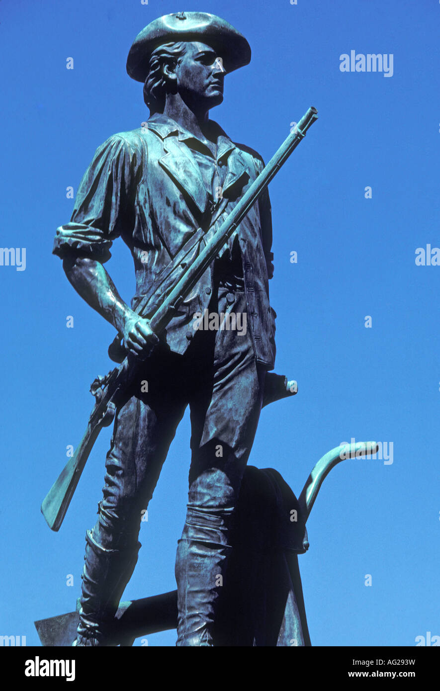 Statue zu Ehren der amerikanischen Unabhängigkeitskrieg Minute Mann Concord MA Gewehr Muskete Stockfoto