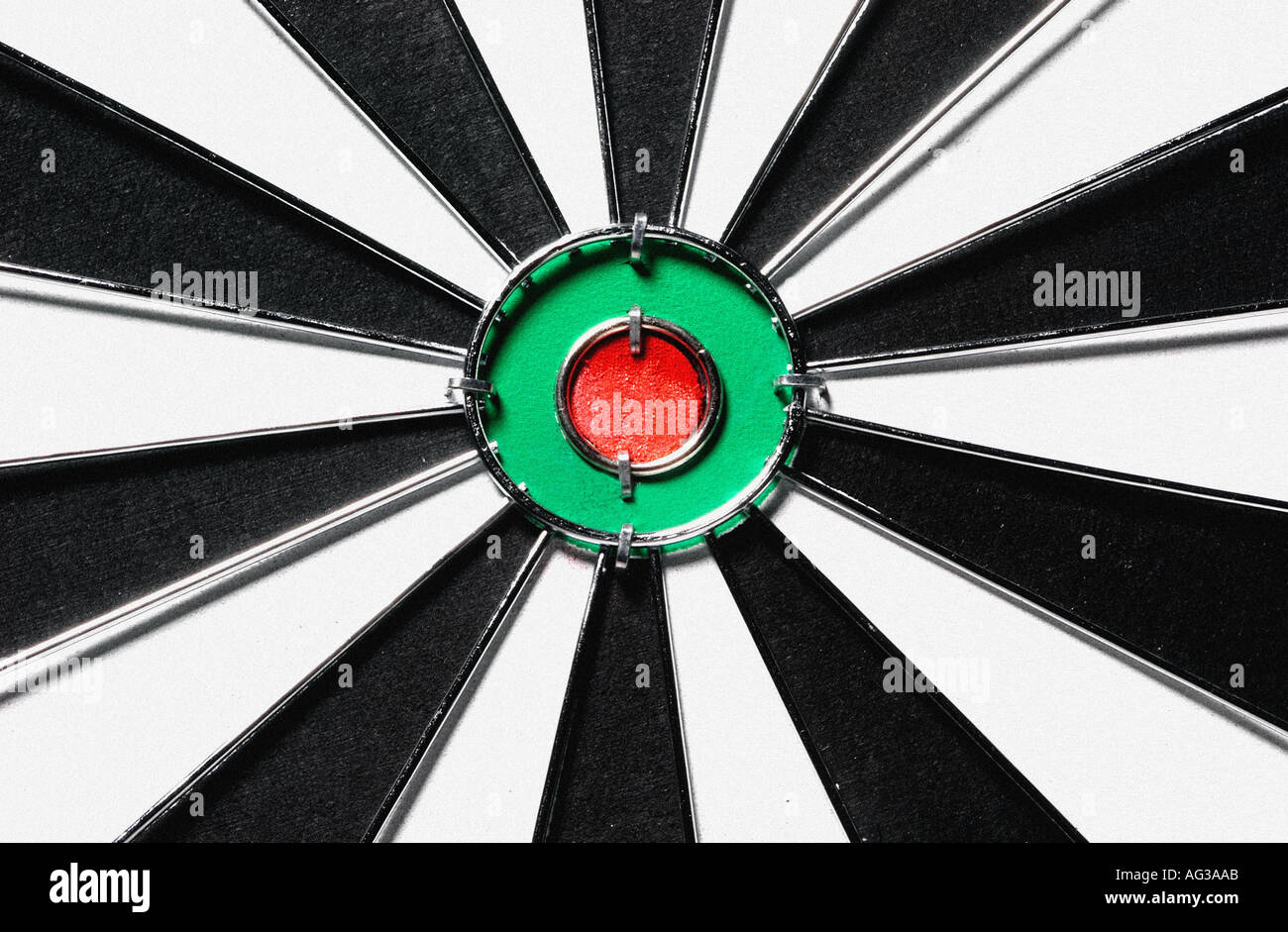 der Mittelpunkt der Dartscheibe Bullseye zeigt hautnah Stockfoto