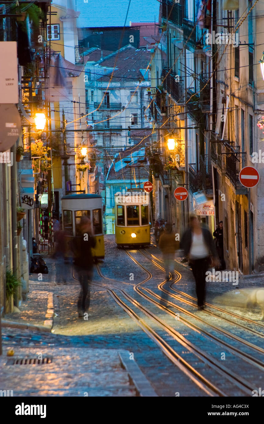 Barrio Alto Viertel Aufzug da Bica - Lissabon Portugal Stockfoto