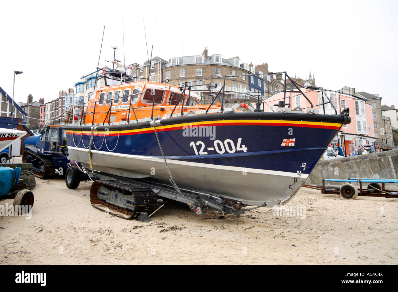RNLB Royal Schiffbauer Rettungsboot auf Cromer Beach Norfolk England Stockfoto RNLB Royal Schiffbauer Rettungsboot auf Cromer Beach Norfolk England Stockfoto