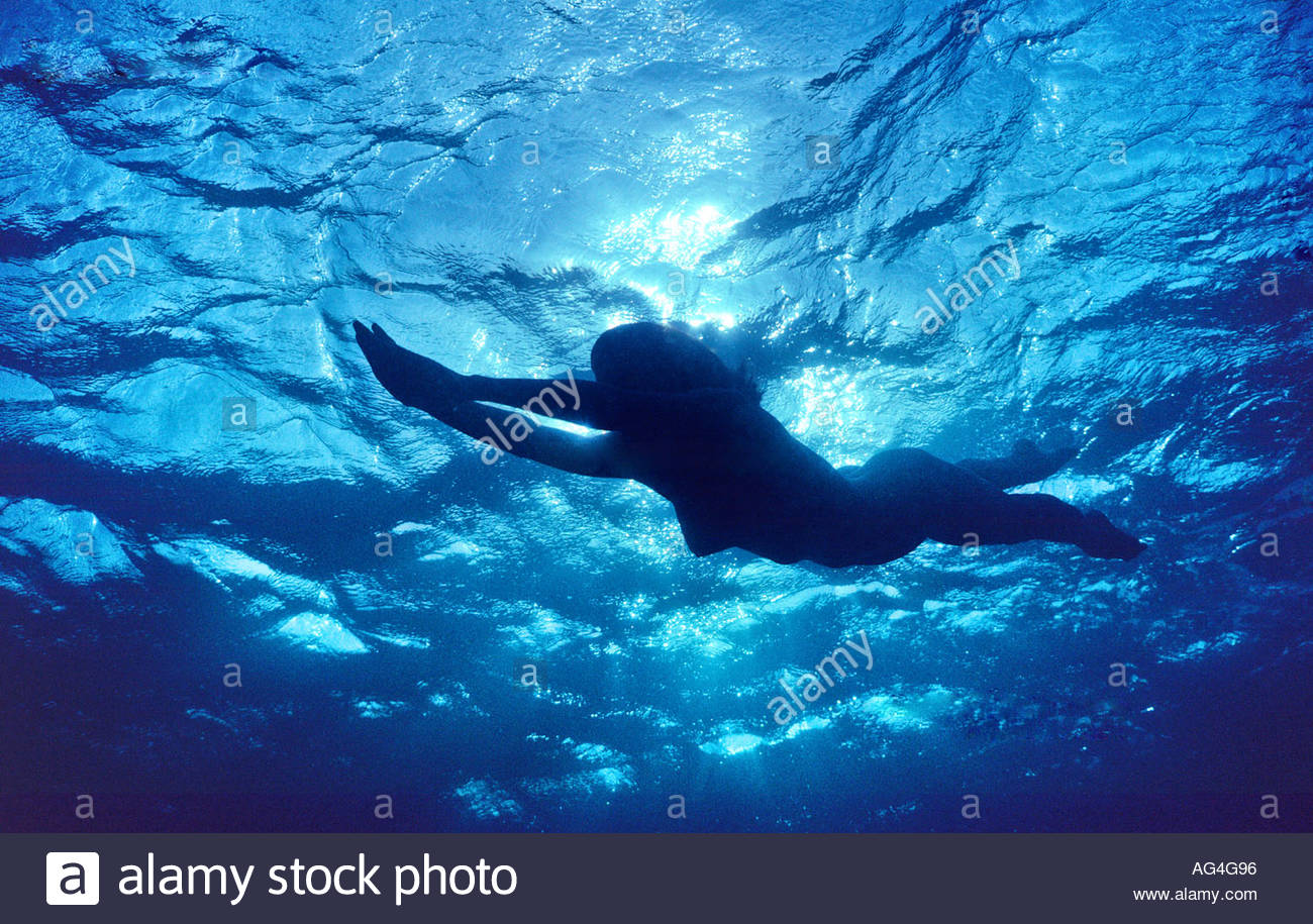 Nackt frau wasser images 82
