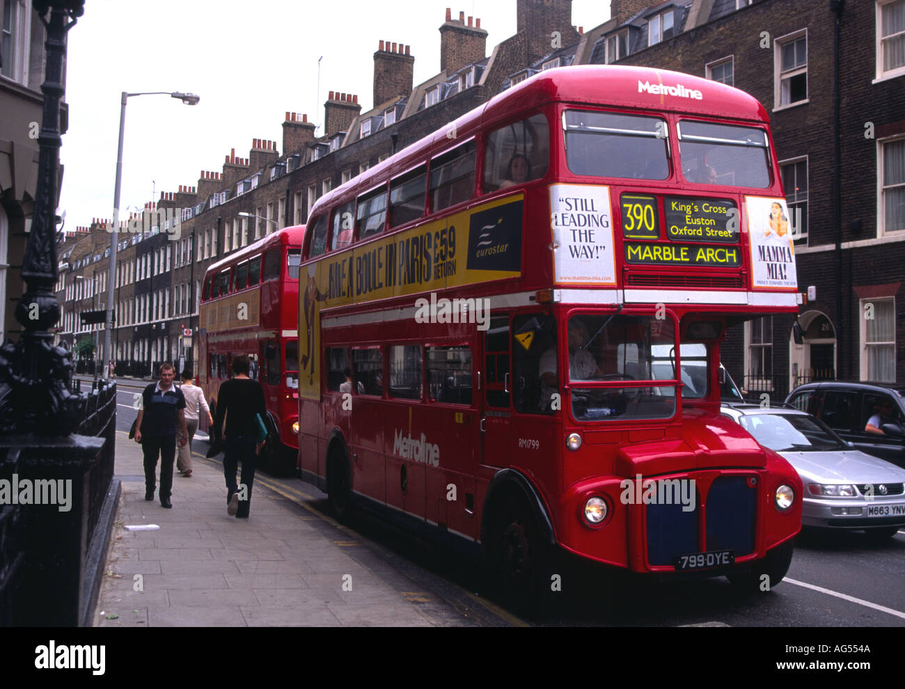 Rote Doppeldecker Routemaster Bus in Richtung nach central London Marble Arch Stockfoto