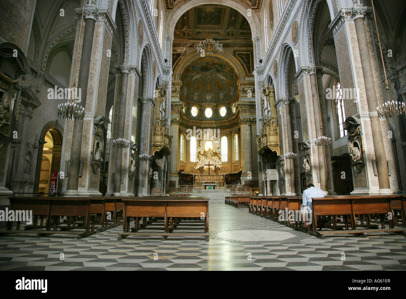 Im Inneren der Duomo Di San Gennaro in Neapel Italien Stockfoto