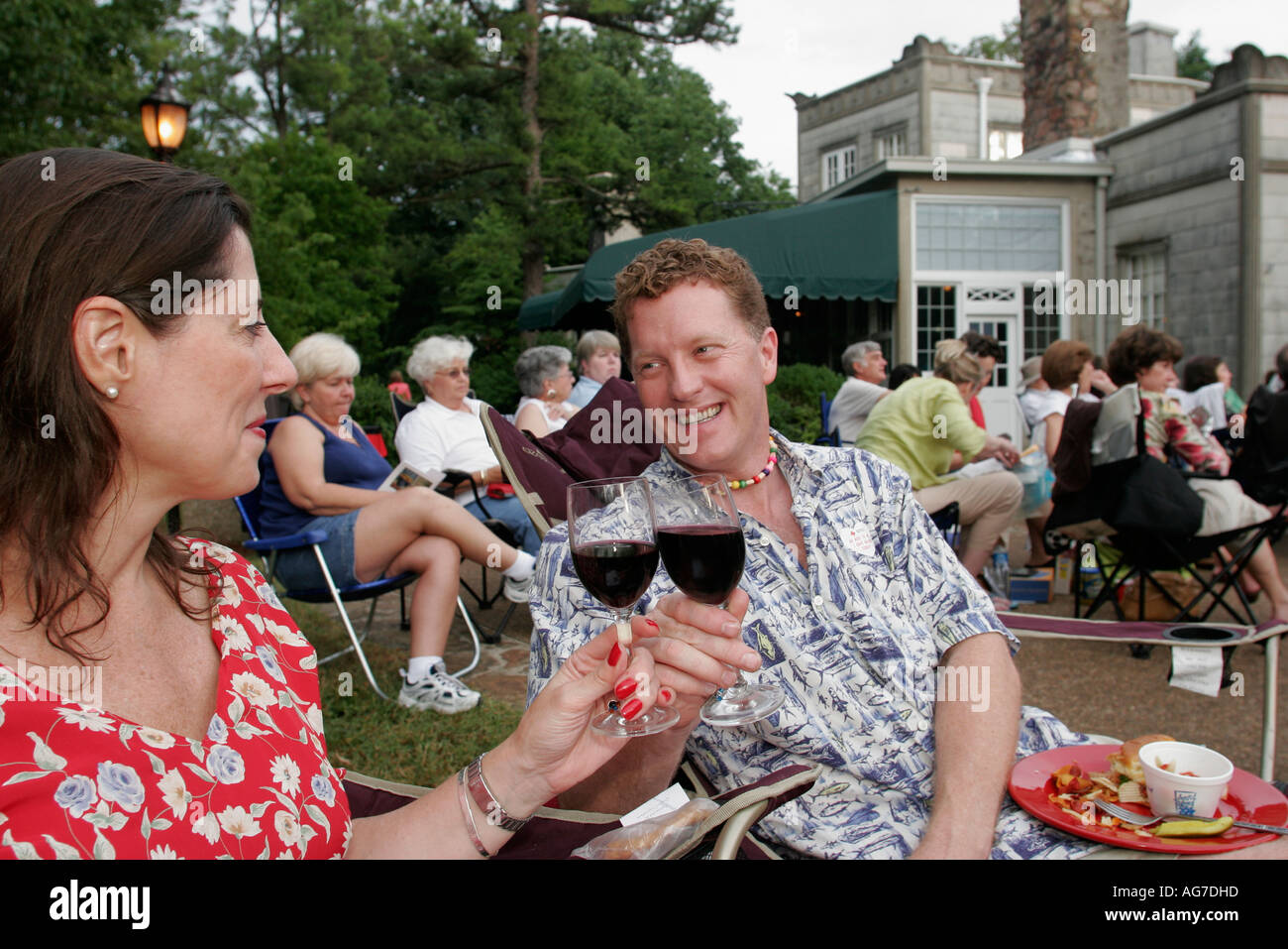 Alabama Madison County, Huntsville, Burritt on the Mountain, Knology City Lights Concert Series, Rasen, Publikum, Menschenmenge, Essen, Essen, Besucher reisen Stockfoto