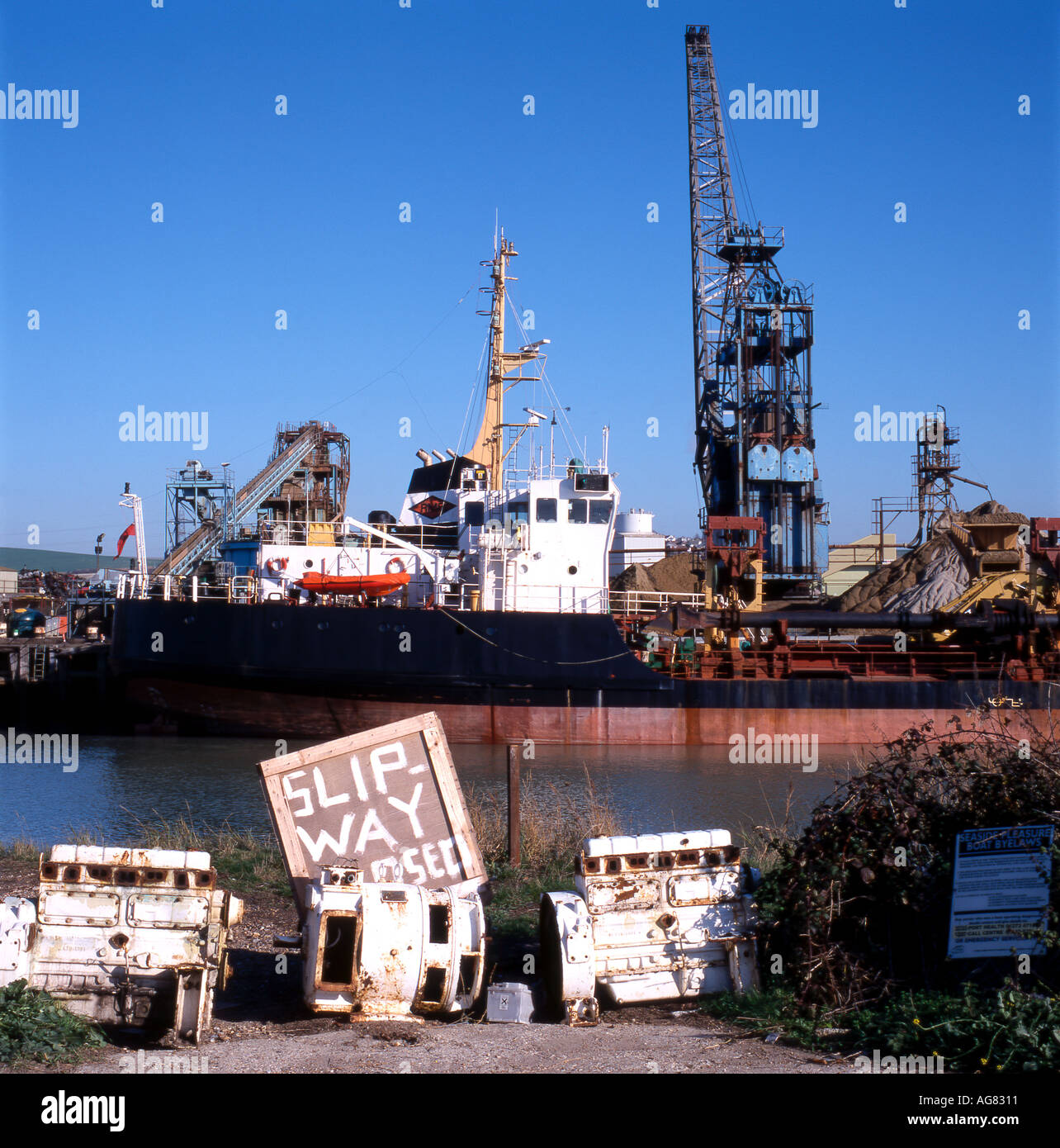 Kai in Newhaven Harbour East Sussex UK und Website vorgeschlagenen riesige Müllverbrennungsanlage Stockfoto
