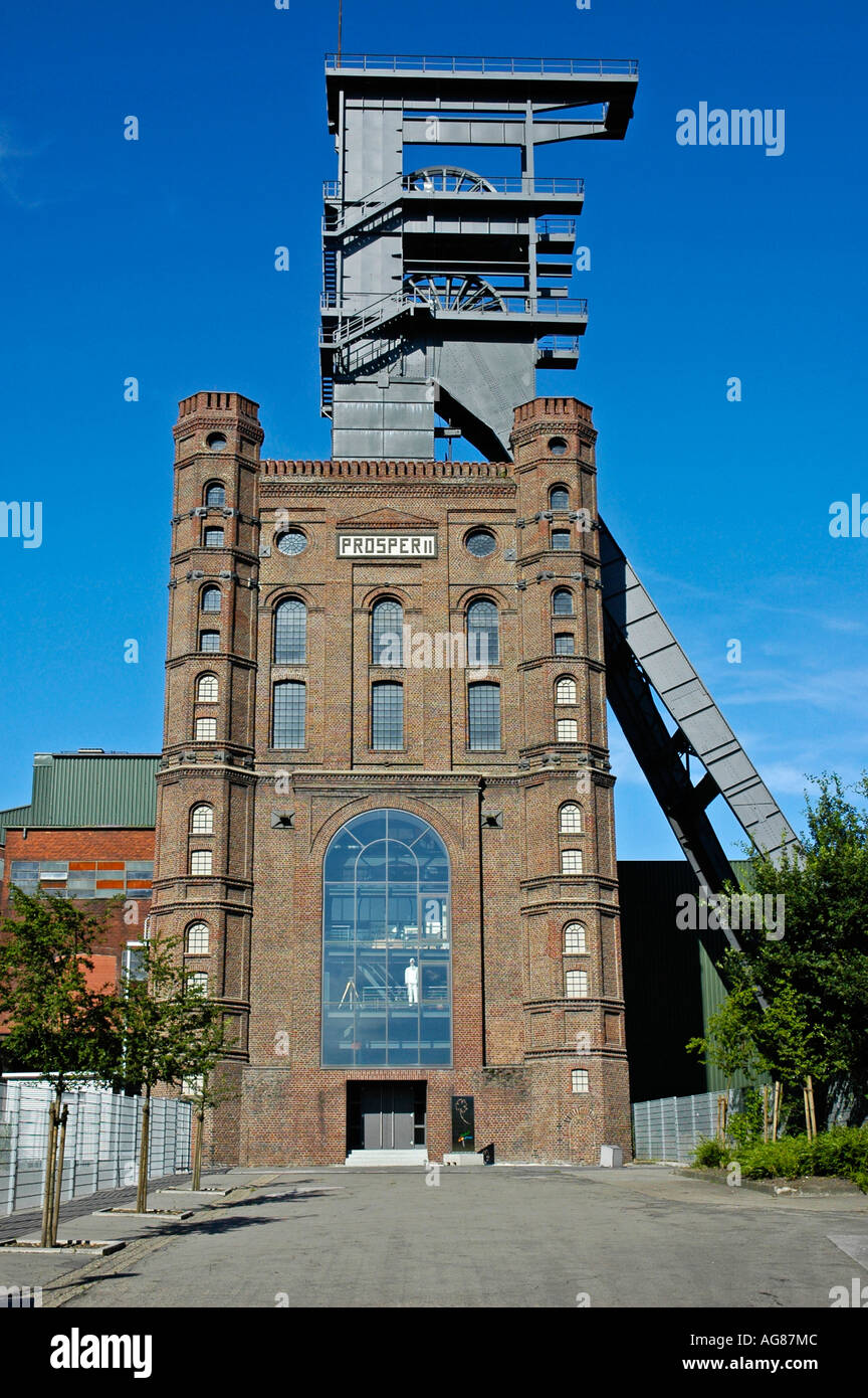 Malakowturm des Bergwerks Prosper Haniel, Bottrop, Ruhrgebiet, Nordrhein Westfalen, NRW, Deutschland Stockfoto