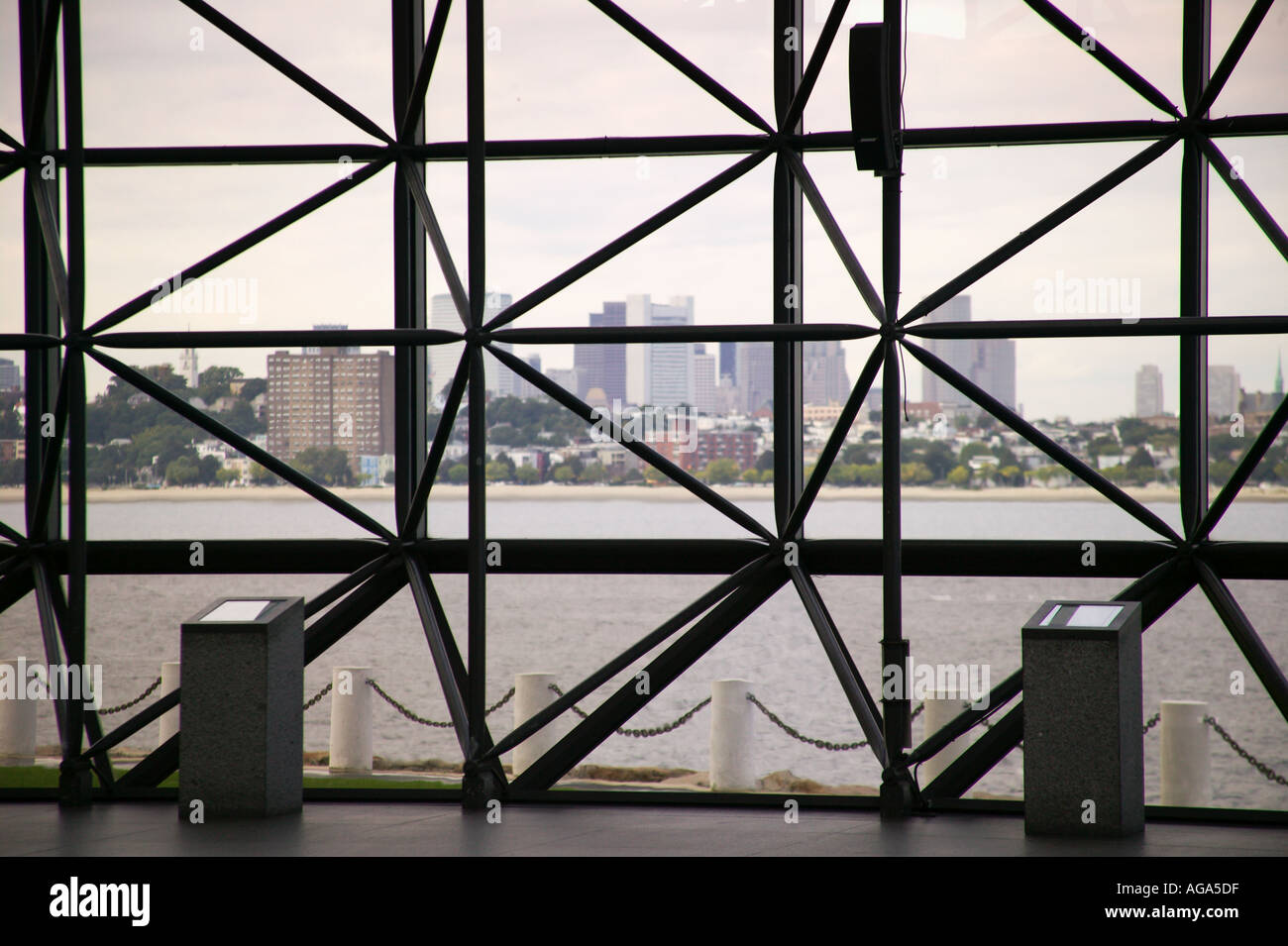Boston Skyline-Blick von John F Kennedy Library and Museum Boston MA Stockfoto