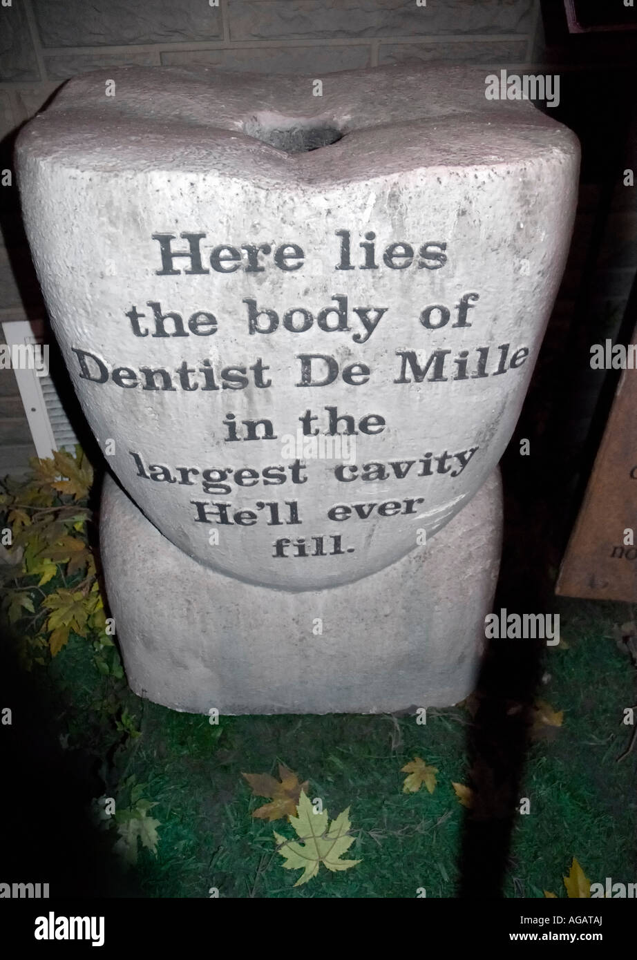 Epitaph auf einem Friedhof in Bath Maine Ripleys Believe It Or Not Museum St. Augustine Florida Stockfoto