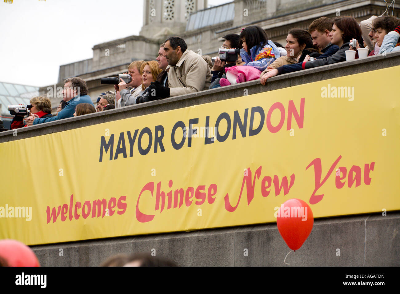 Bürgermeister von London Welcolmes Chinese New Year Banner chinesischen Neujahrsfest Trafalgar Square in London Stockfoto