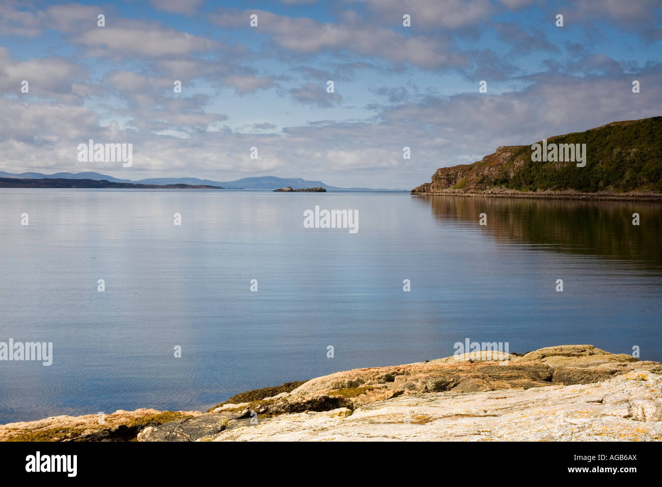Perfekter Sommertag in Diabaig, North West Highlands, Schottland. Stockfoto