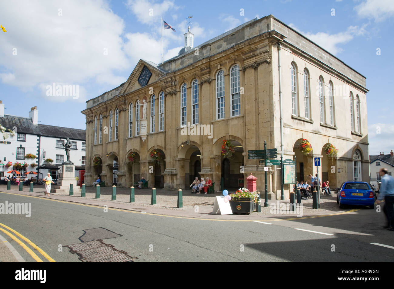 Shire Hall in Agincourt Square Monmouth Wales Stockfoto