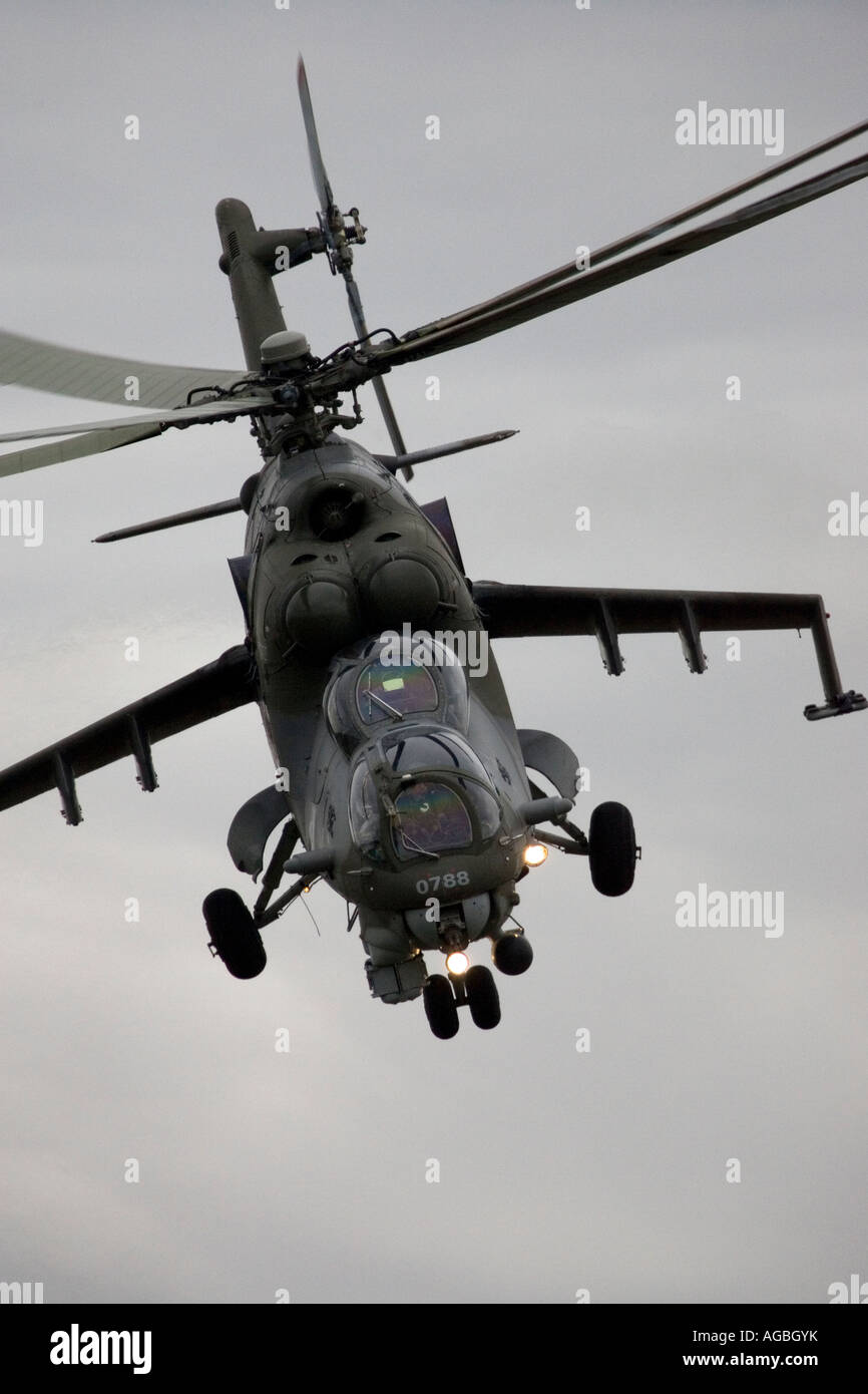Tschechische Republik Luftwaffe Mil Mi-24V Militärhubschrauber Stockfoto