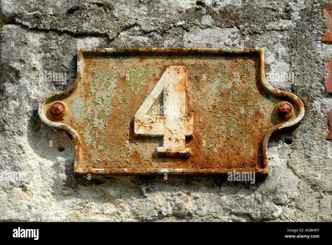 Nummer 4, Hausnummer, Le Louroux, Touraine, Frankreich. Stockfoto