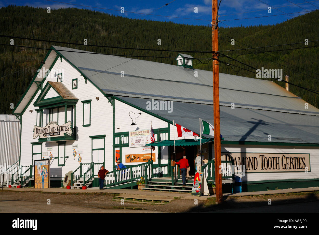 Diamond Tooth Gerties Gambling Hall in die historische Goldgräberstadt Dawson City, Yukon Territory Kanada Stockfoto