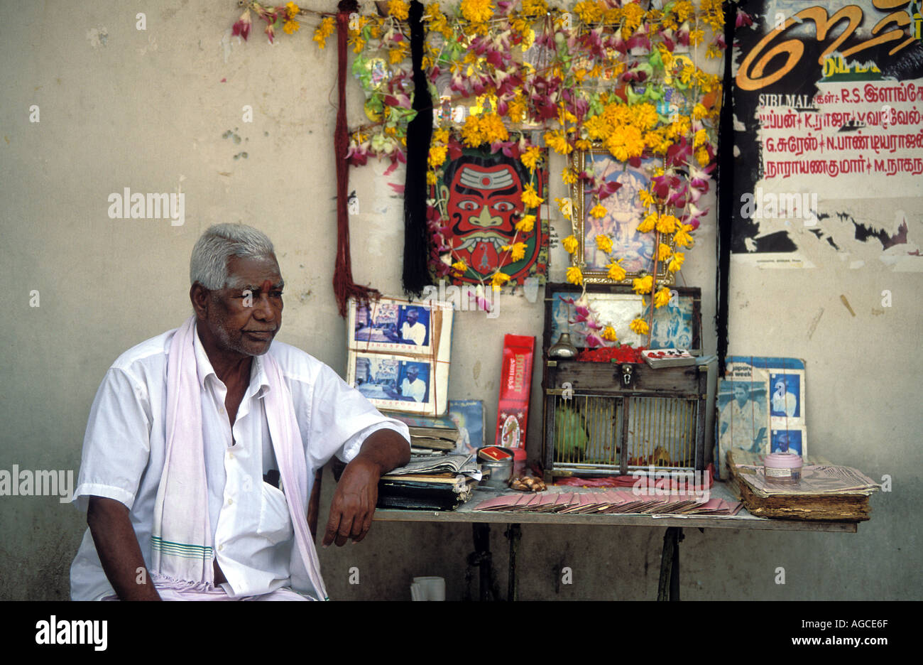 Wahrsagerin in Little India Singapur Stockfoto