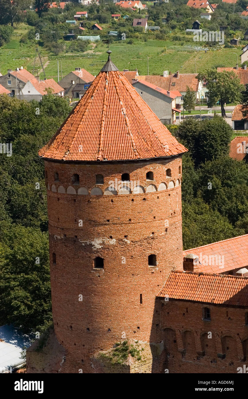 Aus rotem Backstein Turm der teutonischen Burg in Reszel Rossel Ermland, Polen Architekturgebäude Stockfoto