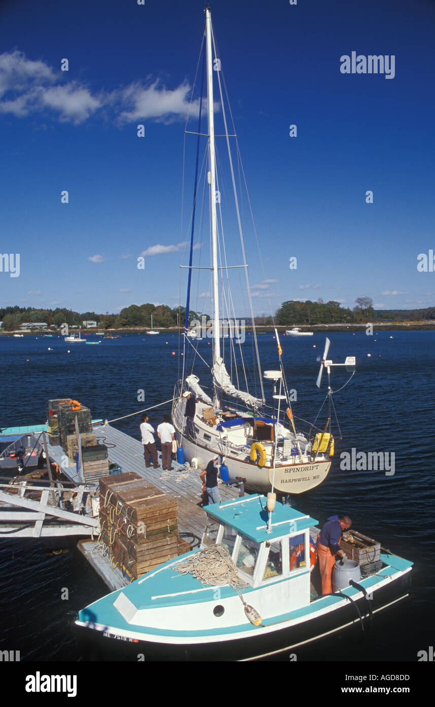 Maine Harpswell Halbinsel Cundys Hafen Lobster Boot Segelboot Stockfoto