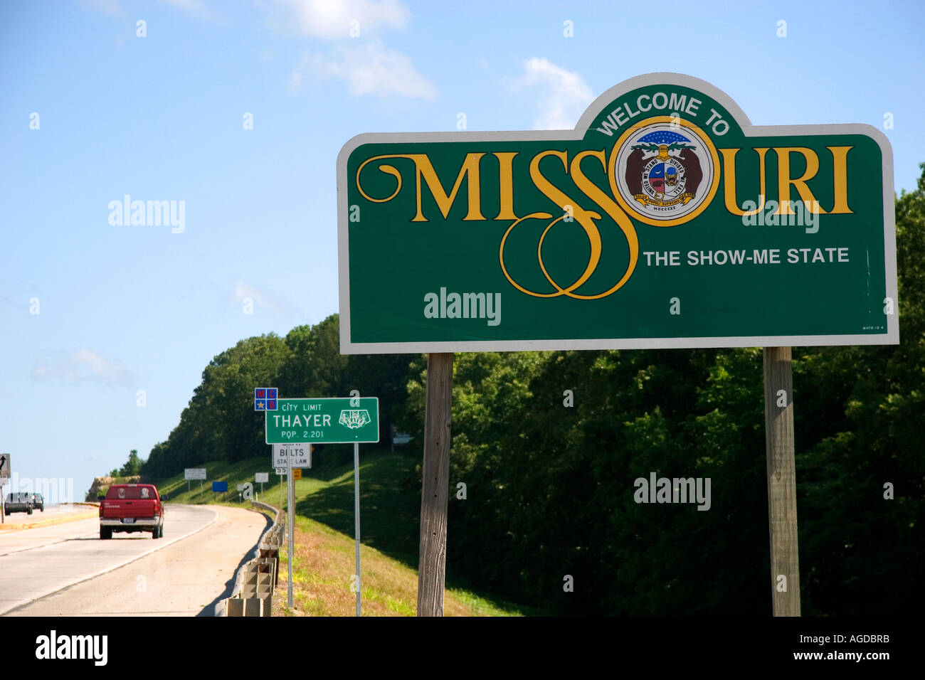 Herzlich Willkommen Sie in Missouri Straßenschild an der Grenze mit Arkansas in Mammoth Springs. Stockfoto