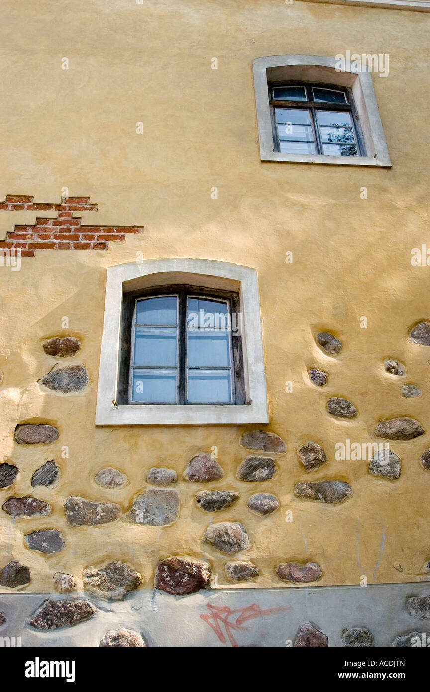 Wand und Fenster Detail Wegorzewo Burg, Masuren, Polen Stockfoto