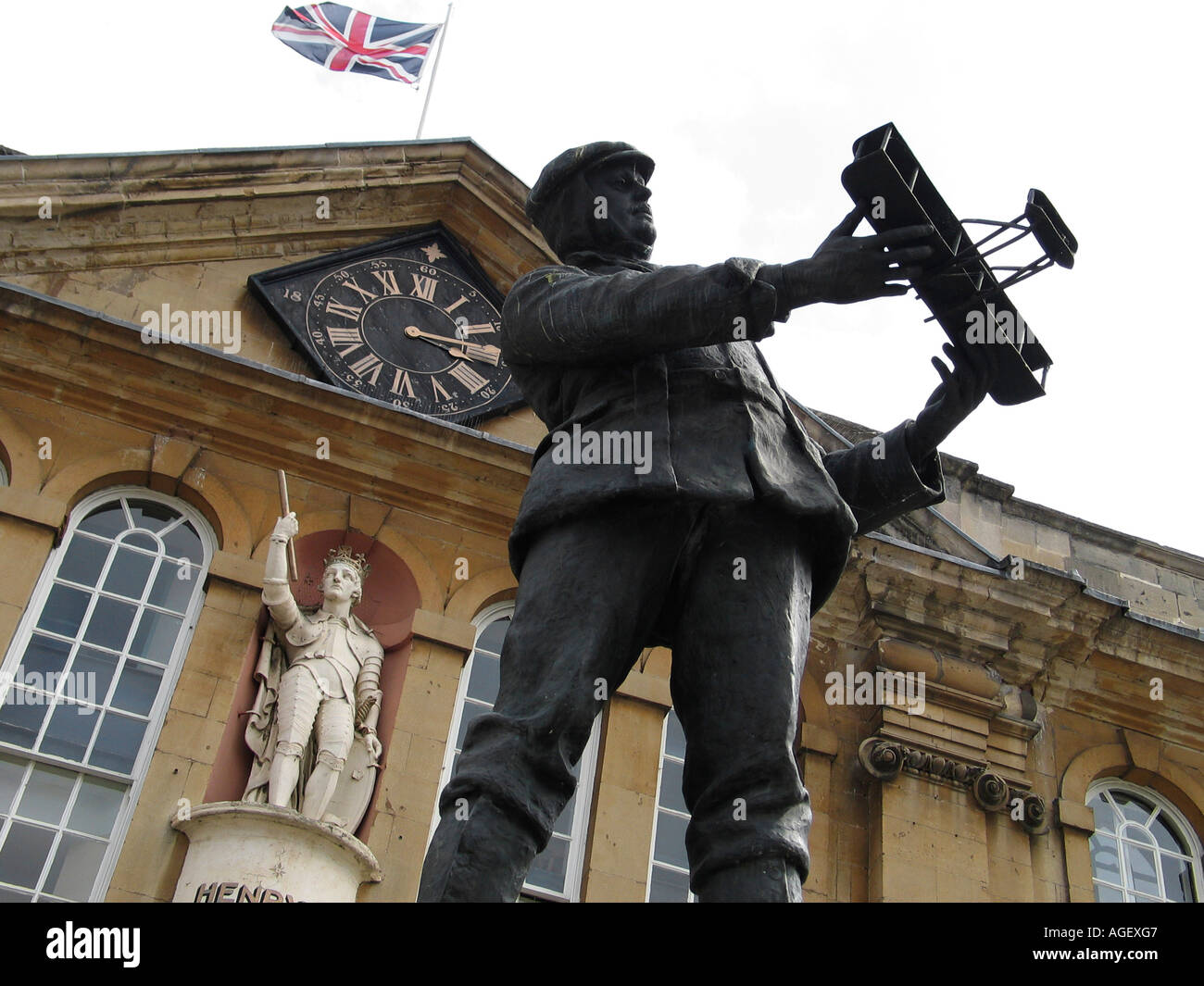 Statue von Charles Stewart Rolls in Agincourt quadratische Monmouth Wales UK Stockfoto