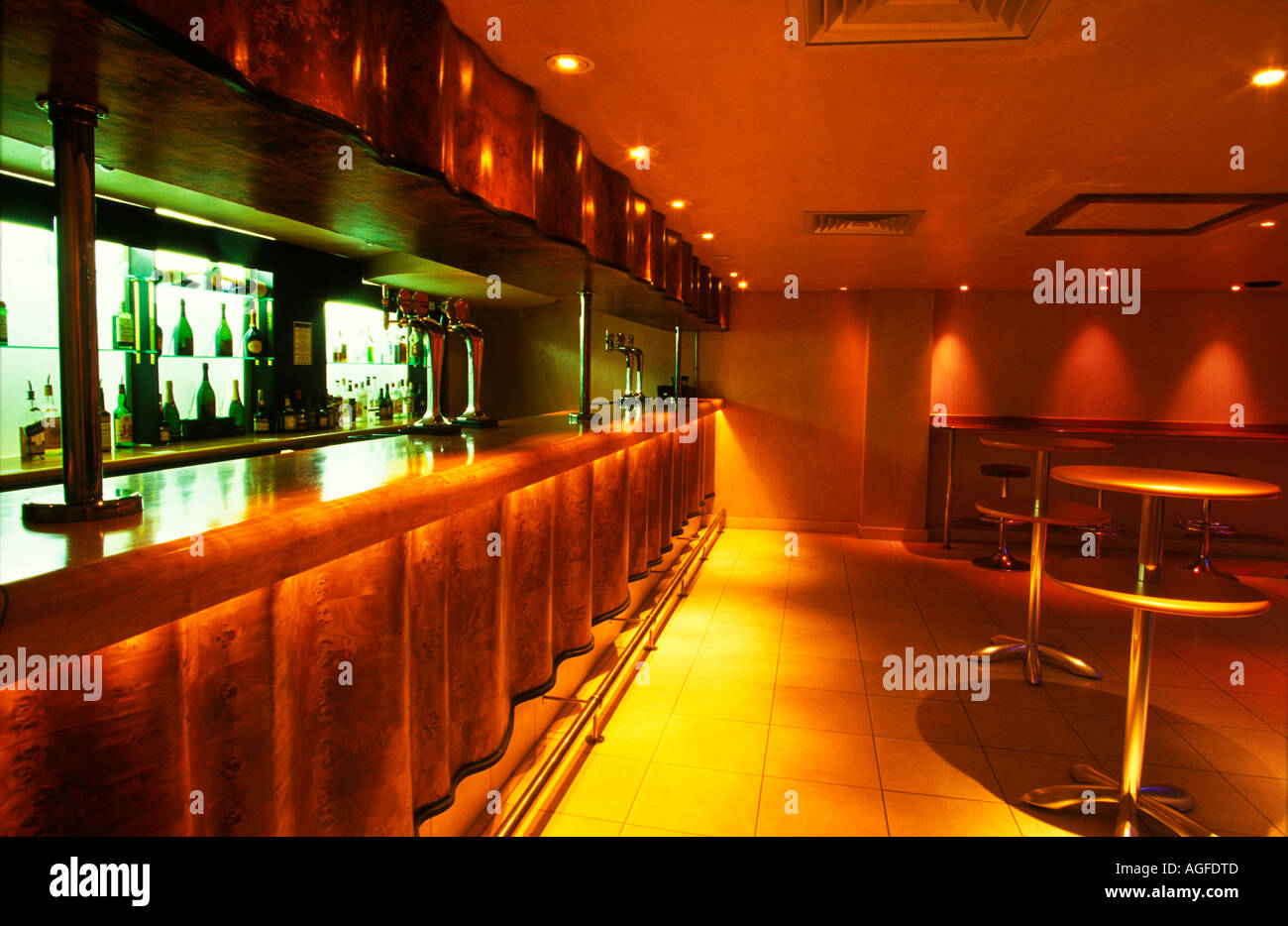 Innenaufnahme der Bereich Nachtclub in Watford Stockfoto