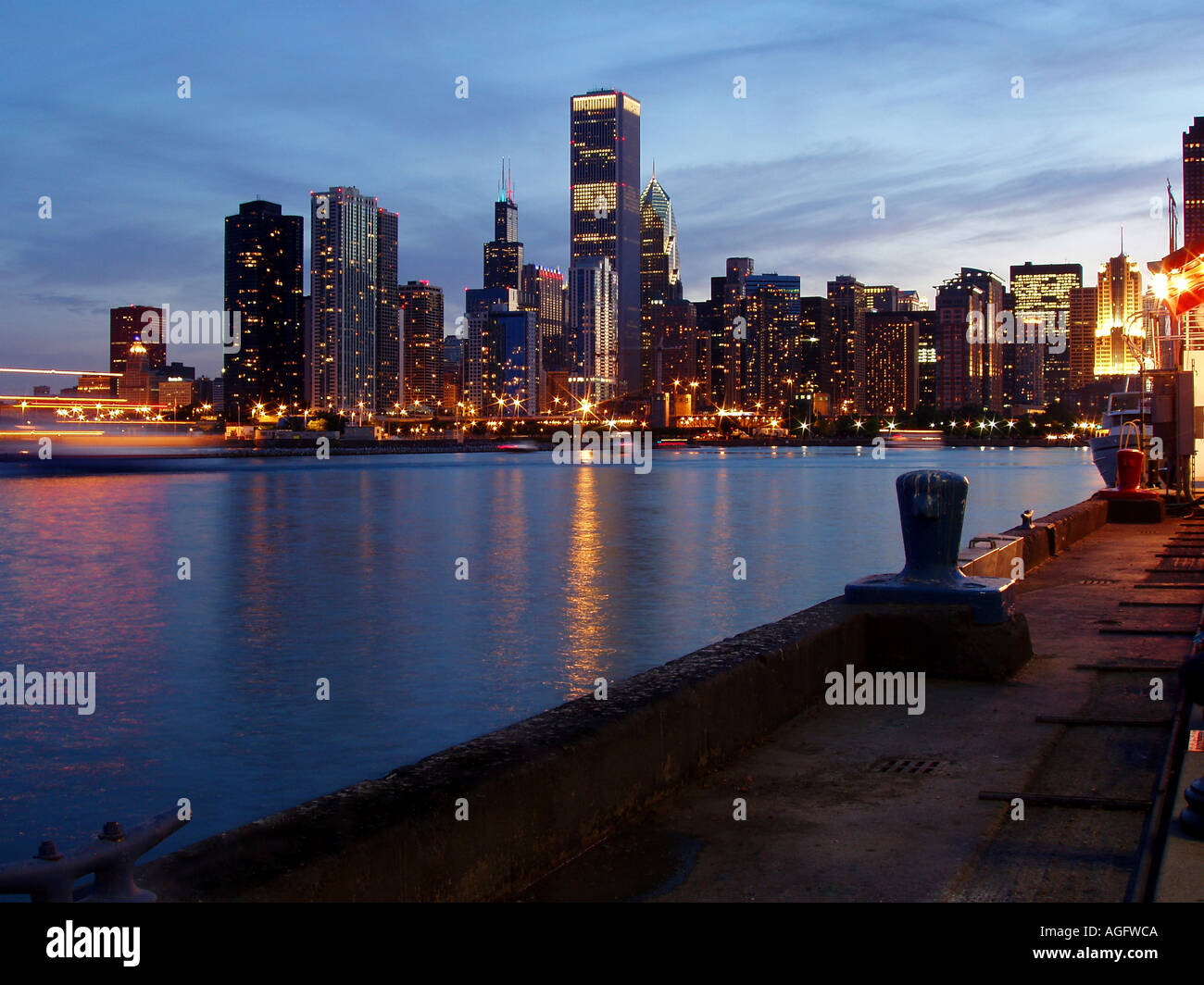 Twilight-Skyline von Chicago Stockfoto