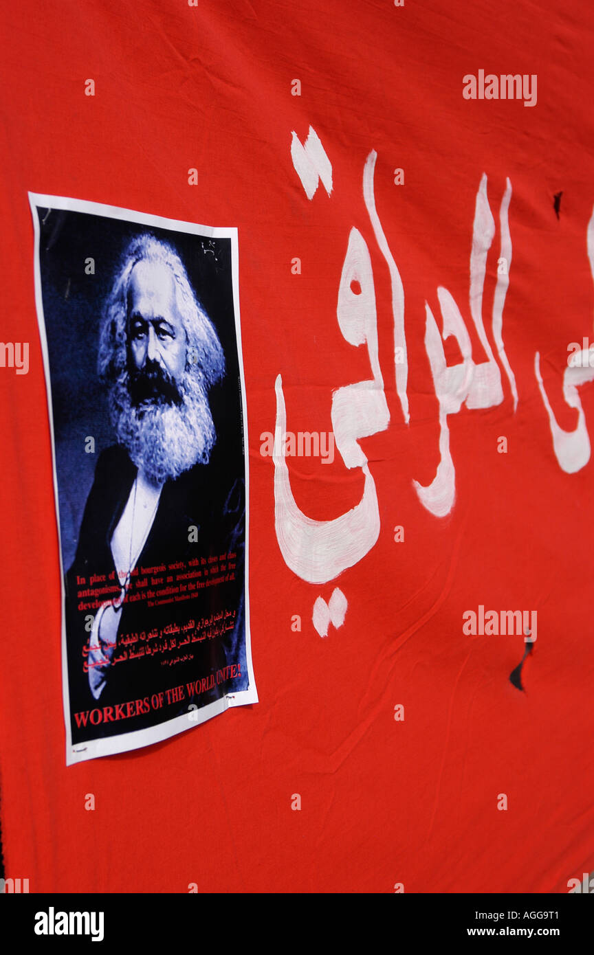 radikale Banderole mit Karl Marx bei Demonstration, Stockholm, Schweden Stockfoto