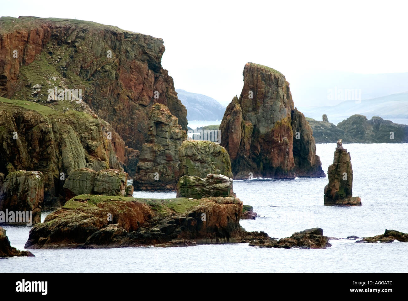 Seelandschaft von Eshaness auf den Shetland-Inseln Stockfoto