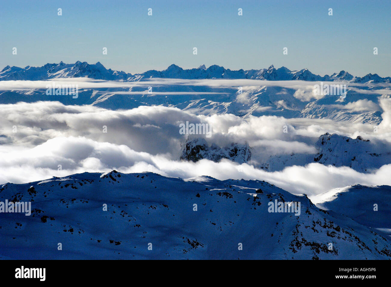 Blick über die Bergkette, Val Thorens, Französische Alpen, Frankreich Stockfoto