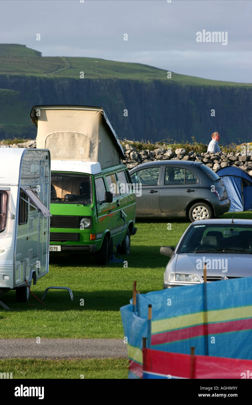 Campingplatz in Doolin im County Clare, Irland Stockfoto