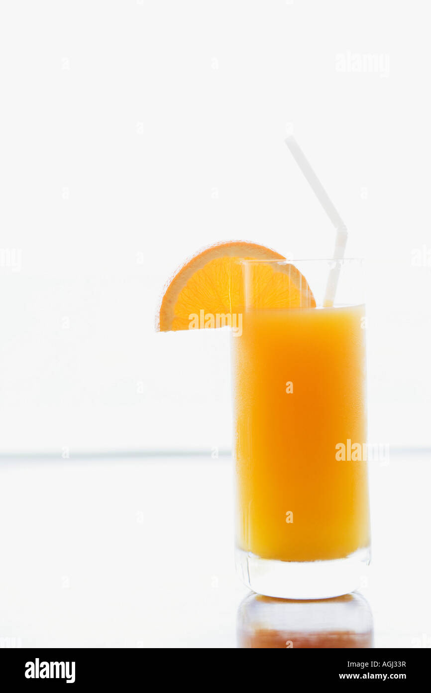 Nahaufnahme eines Glases Orangensaft Stockfoto