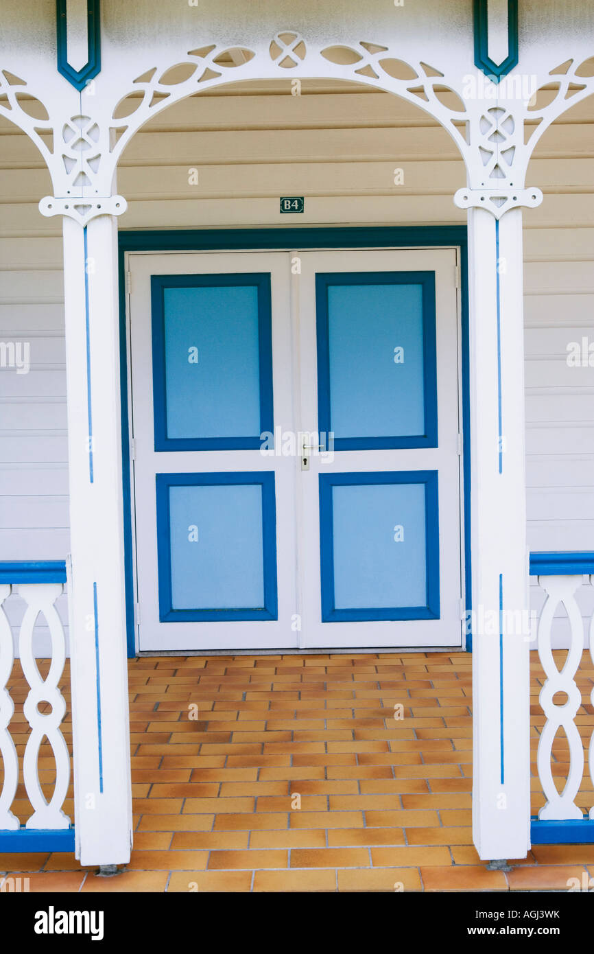 Geschlossener Tür eines Hauses Stockfoto