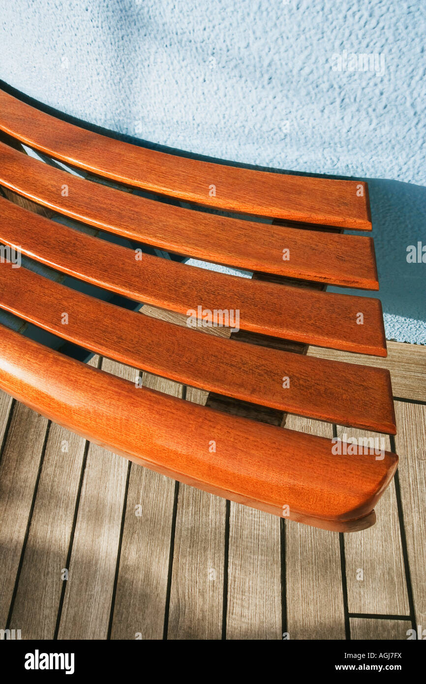 Nahaufnahme von einem Liegestuhl an deck Stockfoto