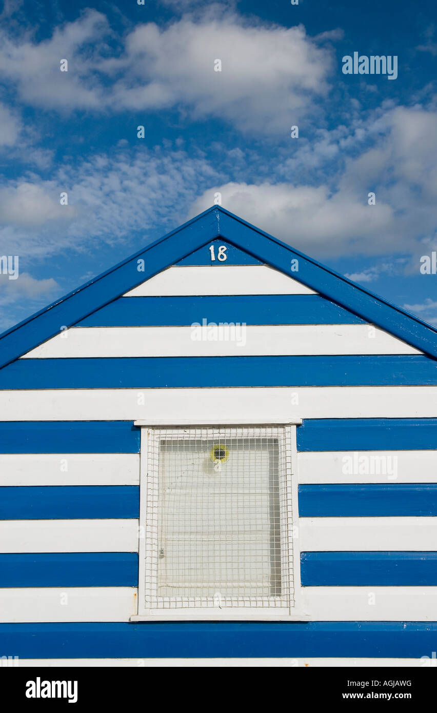 Southwold blau gestreiften Strandhütte Stockfoto