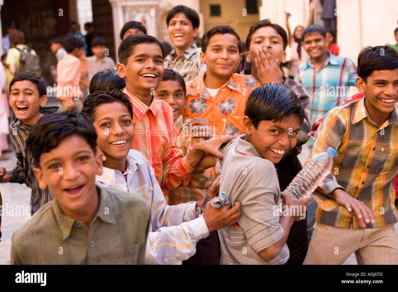 Indien-Gruppe von jungen in udaipur Stockfoto