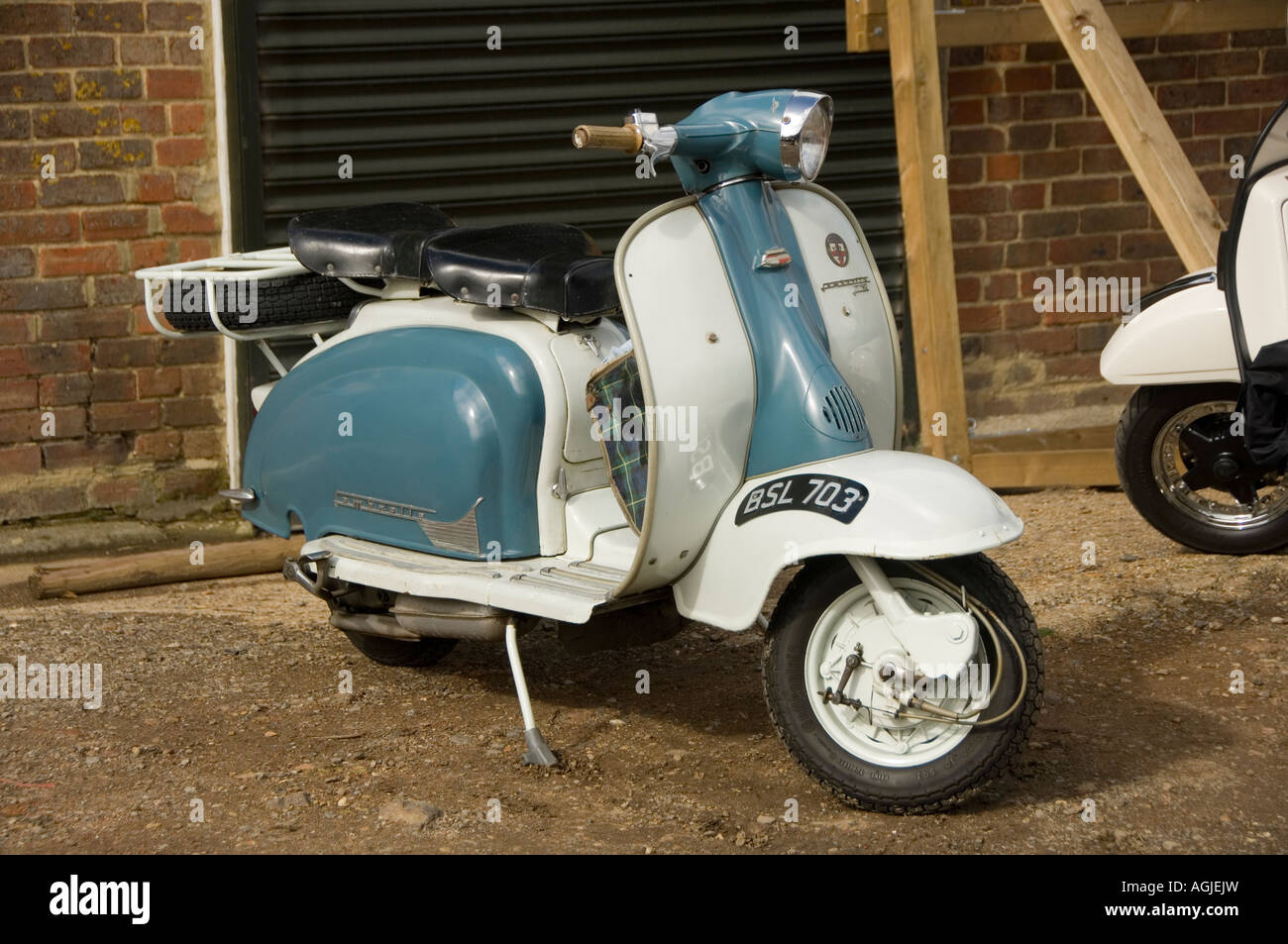 Lambretta 150 LIS Silver Special Im Originallack